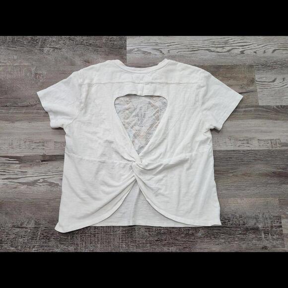 Miss Me Shirt Medium Western Open Back Texas Bull Aztec White Short Sleeve Top - Picture 3 of 5